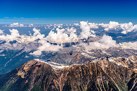 法国阿尔卑斯 上萨瓦伊 勃朗山远足滑雪旅行地标遗产薄雾蓝色冰川爬坡全景图片