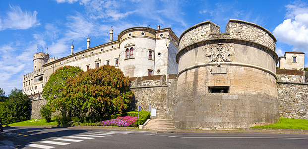 (布翁科西格利奥城堡) 位于Trento-图片