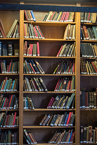 印有土耳其奥斯曼笔记本的书店智力古董大学贮存科学学习教育架子文学档案图片