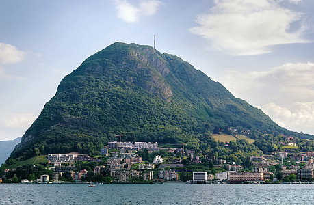 瑞士卢加诺湖旅游树木假期房屋爬坡天空旅行绿色风景图片