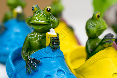 陶瓷绿青蛙两栖动物动物蟾蜍雨蛙白色红色眼睛宏观玩具野生动物图片