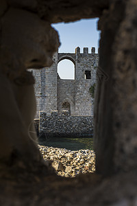 希腊梅塞尼亚州佩洛普翁内斯市梅索尼威尼斯堡的窗口视图图片