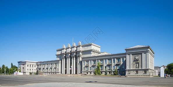 俄罗斯萨马拉Kuibyshev广场歌剧院和芭蕾舞楼正方形吸引力地区街道天空房子地标建筑学胡同景观图片