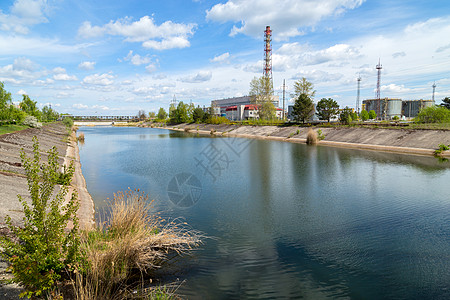 切尔诺贝利湖勘探池塘水库灾难冷却池力量植物鬼城异化城市图片