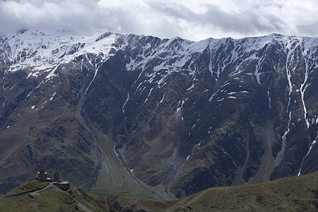 修道院 Kazbegi 格鲁吉亚军事高速公路Ge宗教遗产继任者山脉文化旅游建筑物寺庙圆顶教会图片