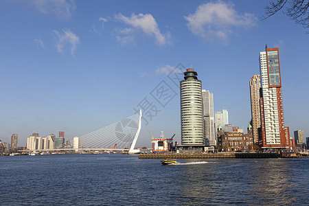 鹿特丹天线 与荷兰桥图片