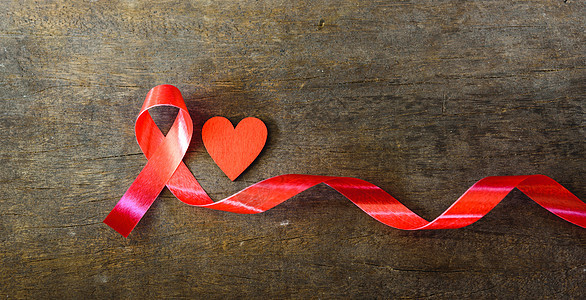 支持艾滋病毒 艾滋病和红心彩虹木头疾病丝带世界国家预防机构斗争幸存者图片