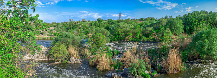 乌克兰Migiya村附近的南Bug河石头旅行假期池塘清水生态季节花岗岩环境悬崖图片