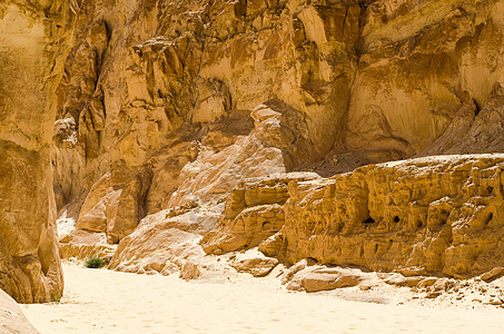 埃及峡谷高岩山情调石头山顶旅行白云旅游山脉风光岩石季节图片