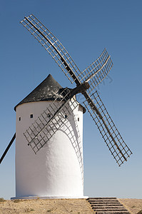 白色古老风车遗产木头建筑力量活力蓝色环境建筑学天空场景图片