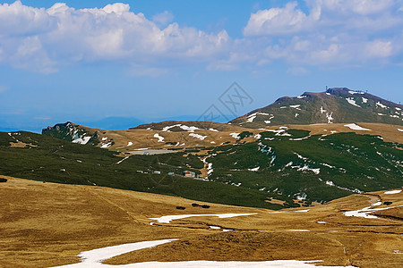 布塞吉山南喀尔法提人岩石悬崖顶峰石质高地山脉英雄山坡十字爬坡图片