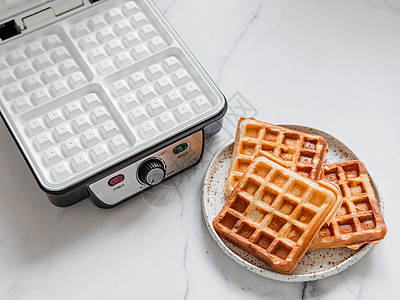 Belgian 早餐松饼和电华夫饼制作机图片