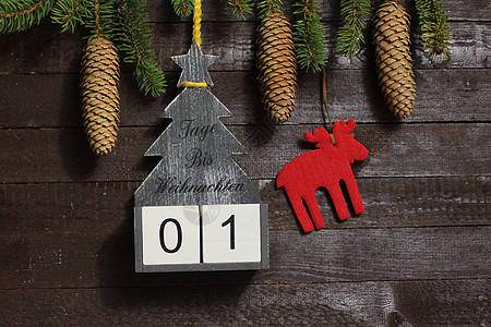 圣诞节倒计时 文本天数直到圣诞节木板冬令装饰贺卡木头时候倒数日历杉枝枝条图片