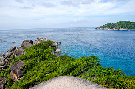 海西米兰晴天旅行热带海浪绿色海滩假期白色岛屿旅游图片