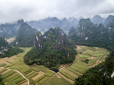 卡尔斯特山岩溶多云天空植物山脉旅行旅游图片