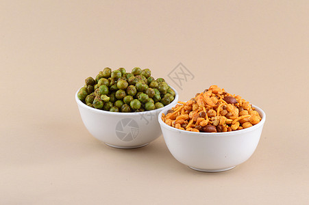 印度草纸 混合和熏炒青豆种子脉冲营养胡椒小吃盐渍坚果粮食油炸食物图片