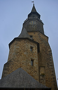 法国迪南旧中世纪石钟塔城堡石头历史性旅游观光访问假期地标历史旅行图片