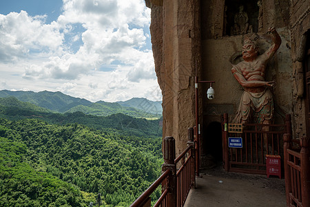 中国西北甘肃省天水附近的寺庙旅行梯子宗教吸引力遗产世界遗产雕塑文化洞穴图片