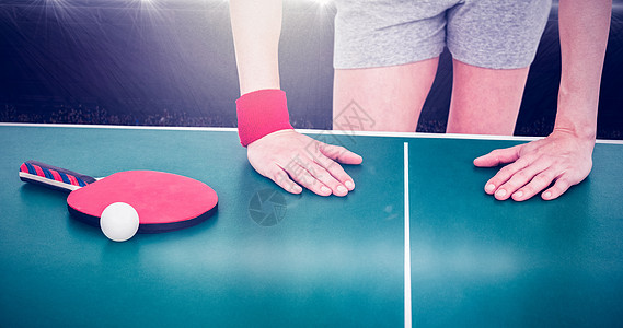 女性运动员的复合形象 仰赖海绵桌蓝天体育场成就乒乓球竞赛身体能力观众论坛运动服图片