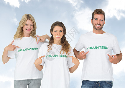一群在微笑的志愿者团体手指手势朋友们机构社区活动家服务幸福志愿社会图片