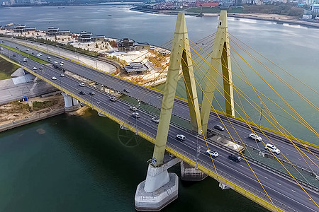 河上美丽的桥 电缆上的桥是罗阿的城市运输地标建筑旅游交通旅行天空景观行人图片