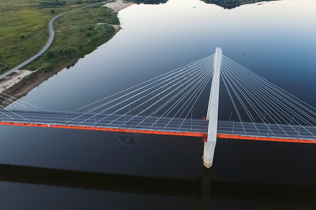 河上美丽的桥 电缆上的桥是罗阿的海岸灯笼景观运输建筑旅游建筑学日落城市天空图片
