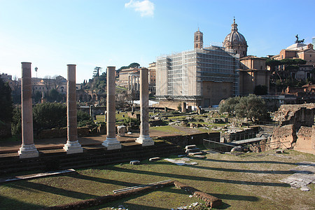 罗马和在帝国论坛中美丽的历史细节遗产纪念碑文化教会旅行首都景观地标旅游柱子图片