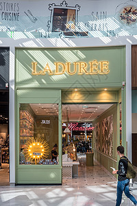 法国罗西机场的La Durée Luxury食堂和巧克力店图片