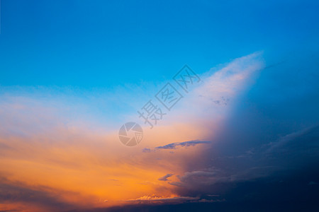 白昼黎明的天空风景季节橙子蓝色场景晴天太阳墙纸紫色天气背景图片