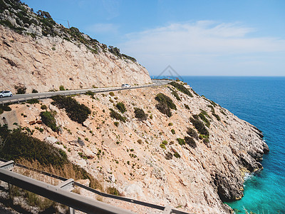 地中海沿岸的山区蛇形公路公路 土耳其悬崖爬坡蓝色天蓝色地标旅游路线汽车观光沥青图片