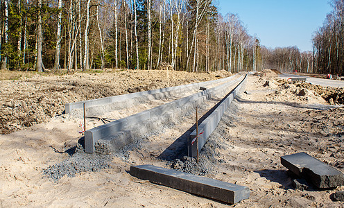 建造新的现代道路基础设施工程工业地面碎石路面街道蓝色城市路线图片