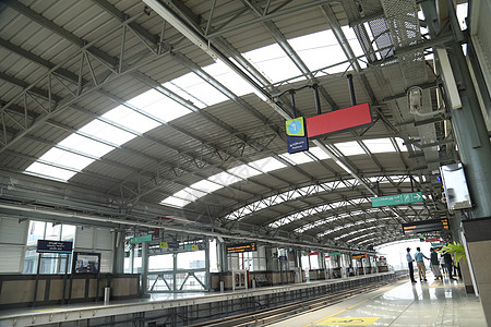 地铁火车站火车街道蓝色金属建筑乘客车站城市技术线条图片