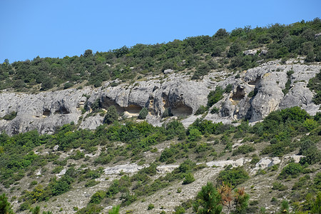 古老的岩石采石场 古代高度发达文明的证据 克里米亚半岛绿树建筑脚步墙壁历史地标洞穴挖掘旅行北风图片