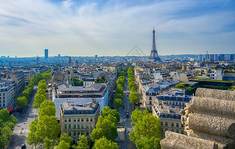 Eiffel铁塔和巴黎 法国 来自三龙座的法国纪念碑旅行迂回历史纪念馆历史性建筑学建筑胜利城市图片