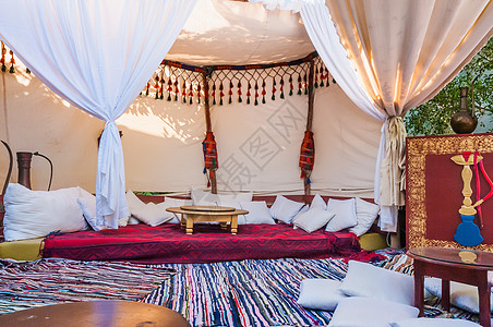 典型埃及休息厅遗产庆典窗帘生活床单枕头软垫桌子旅游旅行图片