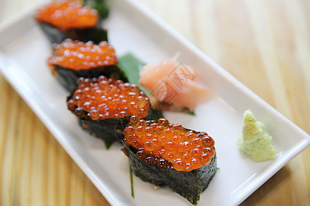 石仓寿司 海草木瓜 日本菜食物鲑鱼子鱼子海鲜白盘子文化美食鱼卵美味宏观图片