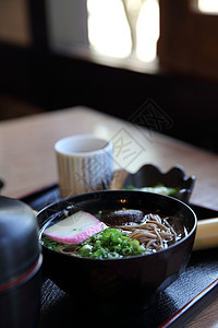 日式意大利食品食物午餐棕色餐厅烹饪蔬菜面条筷子洋葱绿色图片