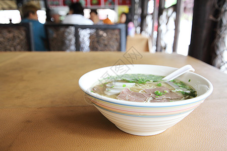 中国面汤食物蔬菜盘子饮食美食肉汤拉面午餐白色牛肉图片