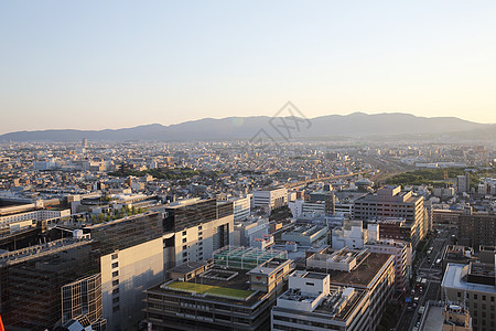 京都 日出时的日本城市风景市中心场景景观吸引力建筑学火车风景日落天际地标图片