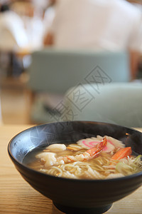 拉面海鲜 日食辣椒盘子面条美食红色食物绿色午餐蔬菜餐厅图片