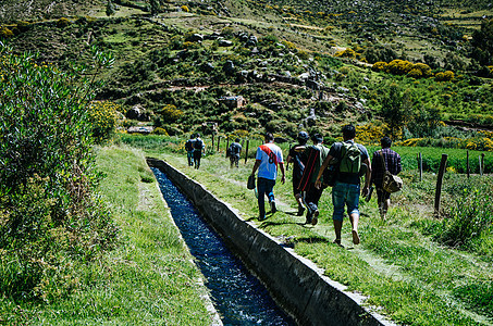 徒步旅行者旅游假期团队游客旅行活动国家农村闲暇团体图片