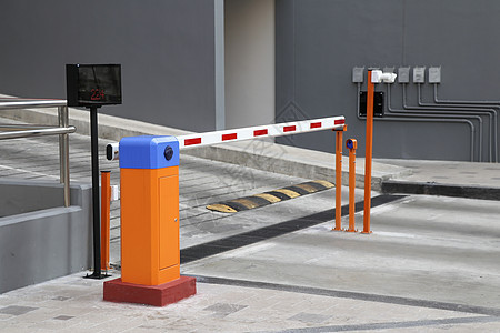 自动屏障门 配有RFID卡发放系统用于停车图片