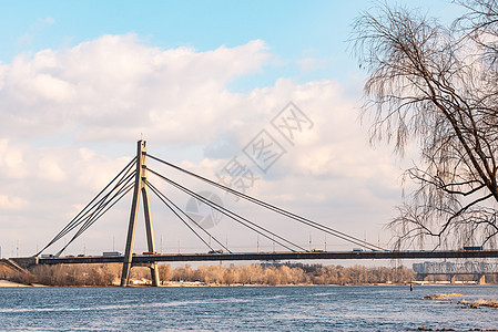 基辅Pivnichnyyi桥图片
