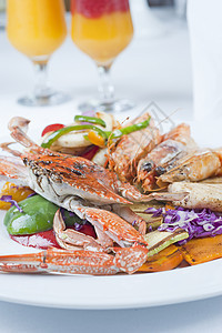 螃蟹和虾的海食点菜饮料爪子水果红指目对虾餐厅眼睛沙拉甲壳图片