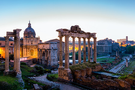 在罗马 论坛的罗马废墟 古罗马广场遗址景观首都帝国纪念碑石头柱廊旅行教会历史性旅游图片