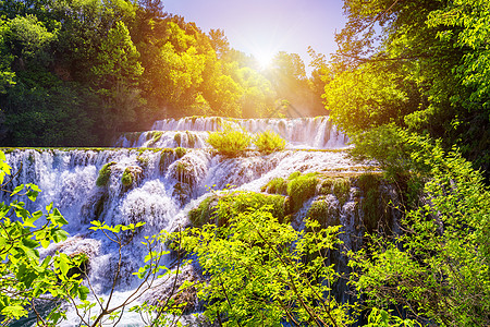 达马特Krka国家公园美丽的瀑布旅行森林名胜池塘旅游流动景观桥梁河水溪流图片