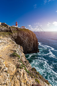 灯塔 葡萄牙萨格雷斯海岸线风暴建筑学海岸卡波海滩悬崖地标波浪支撑图片