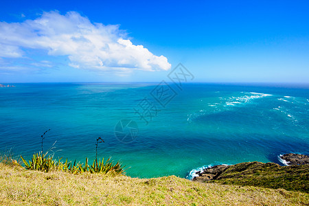 青林加角支撑地平线边缘地标蓝色天空风景海岸旅行会议图片