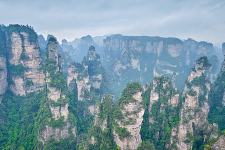 中国张家江山化身森林砂岩山脉国家公园地标岩石悬崖柱子图片