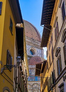 意大利佛罗伦萨大教堂历史性旅行教会建筑学旅游圆顶建筑城市景观天空图片
